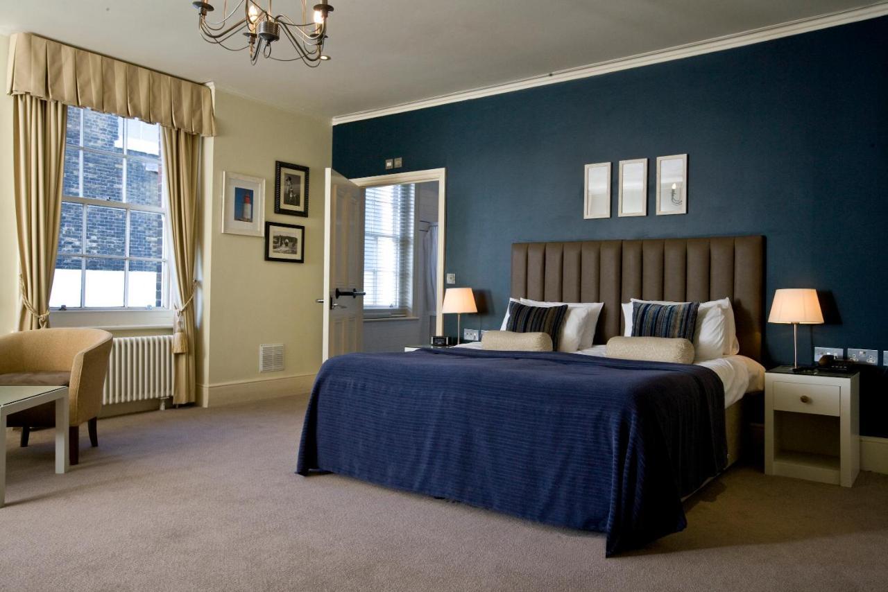 Royal Hotel Дил Экстерьер фото